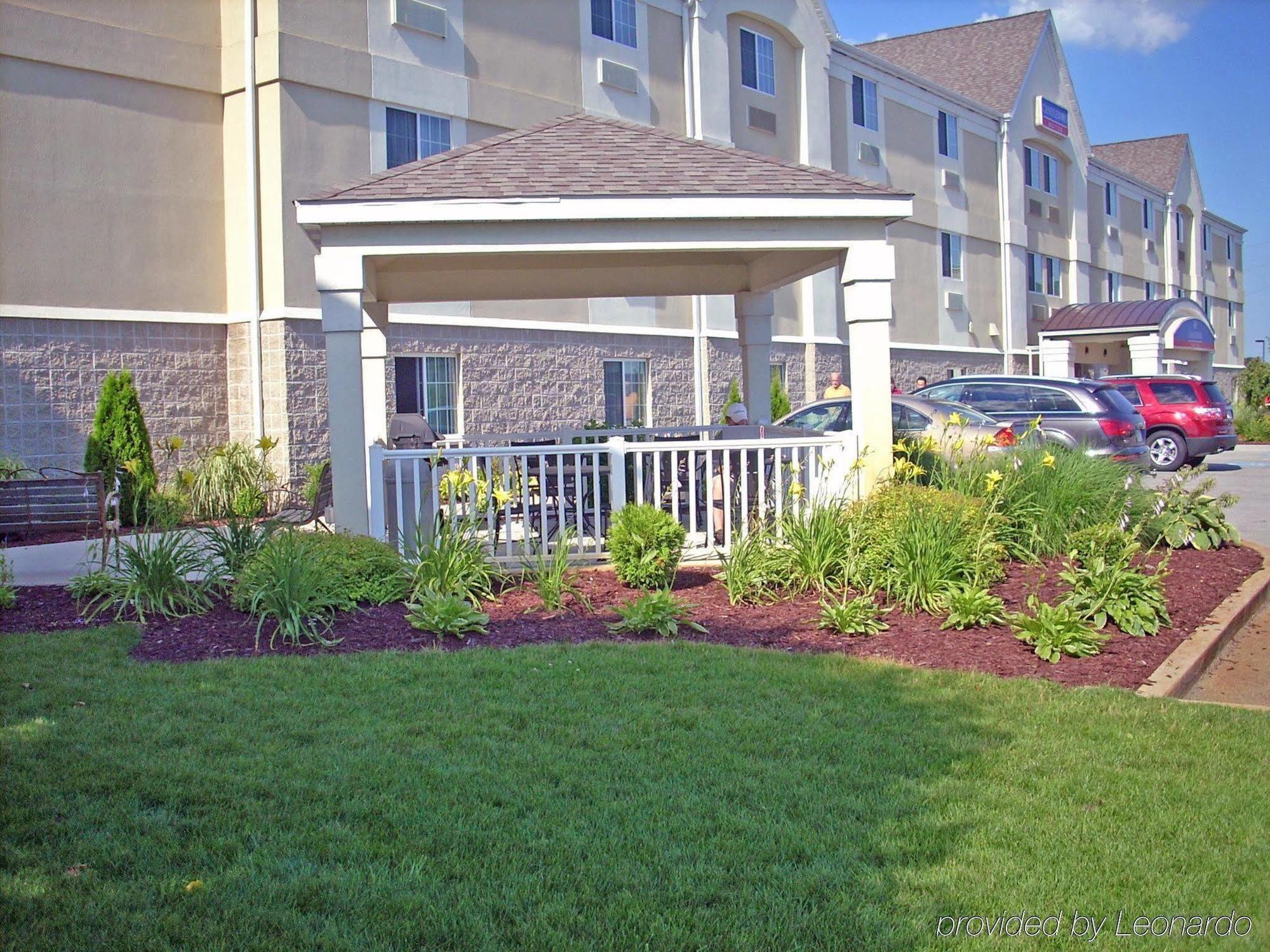 Candlewood Suites Elkhart By Ihg Ngoại thất bức ảnh